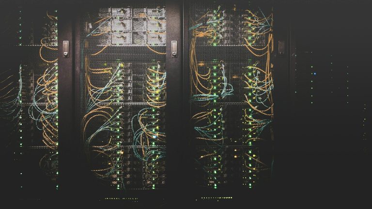 Data centre network cabling